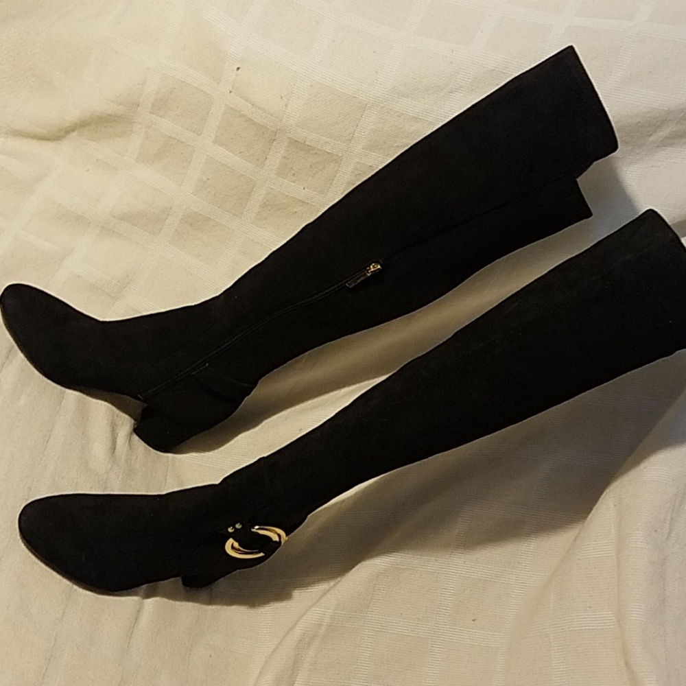 Karl Lagerfeld | Black Suede Boots